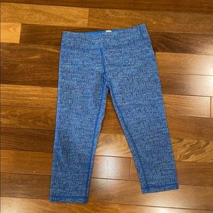 Ivivva (by Lululemon) Girls Capri Leggings 12